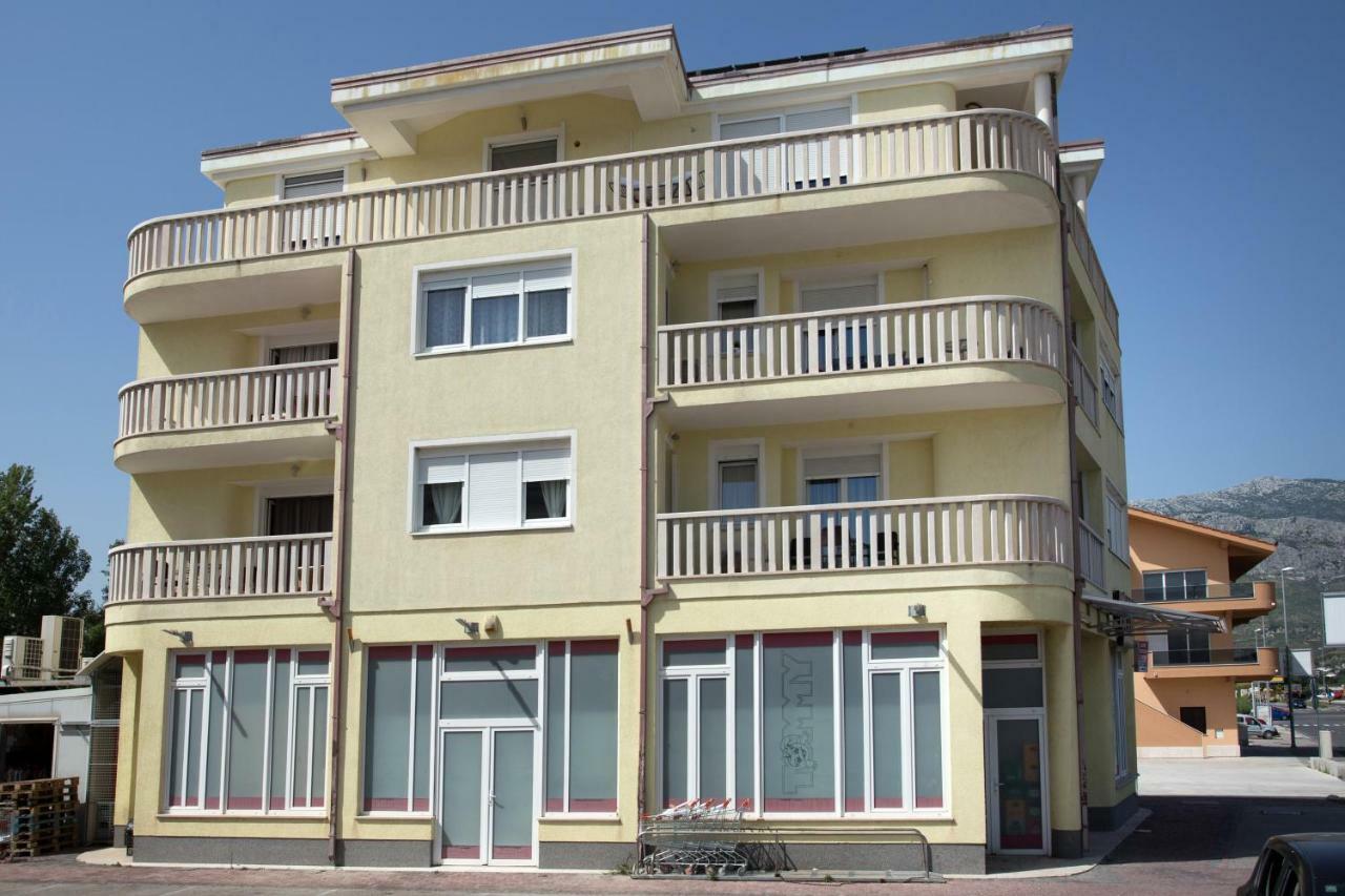 Apartments Vip Split Exterior photo